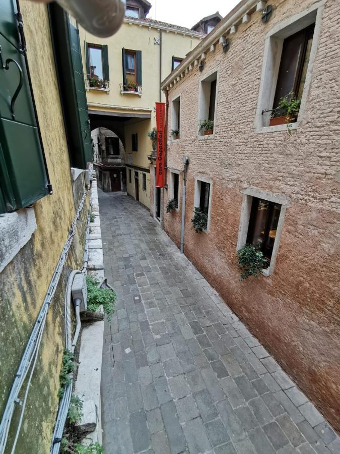 Deluxe 3 Bedroom Flat In Rialto Venice Exterior photo