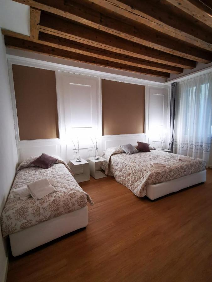 Deluxe 3 Bedroom Flat In Rialto Venice Exterior photo