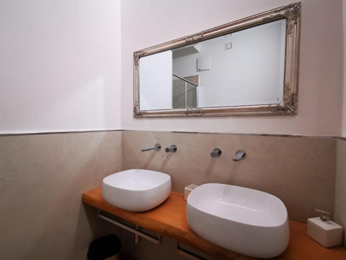 Deluxe 3 Bedroom Flat In Rialto Venice Exterior photo